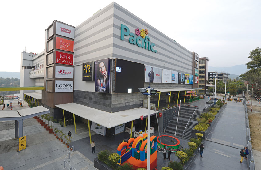 crocs pacific mall